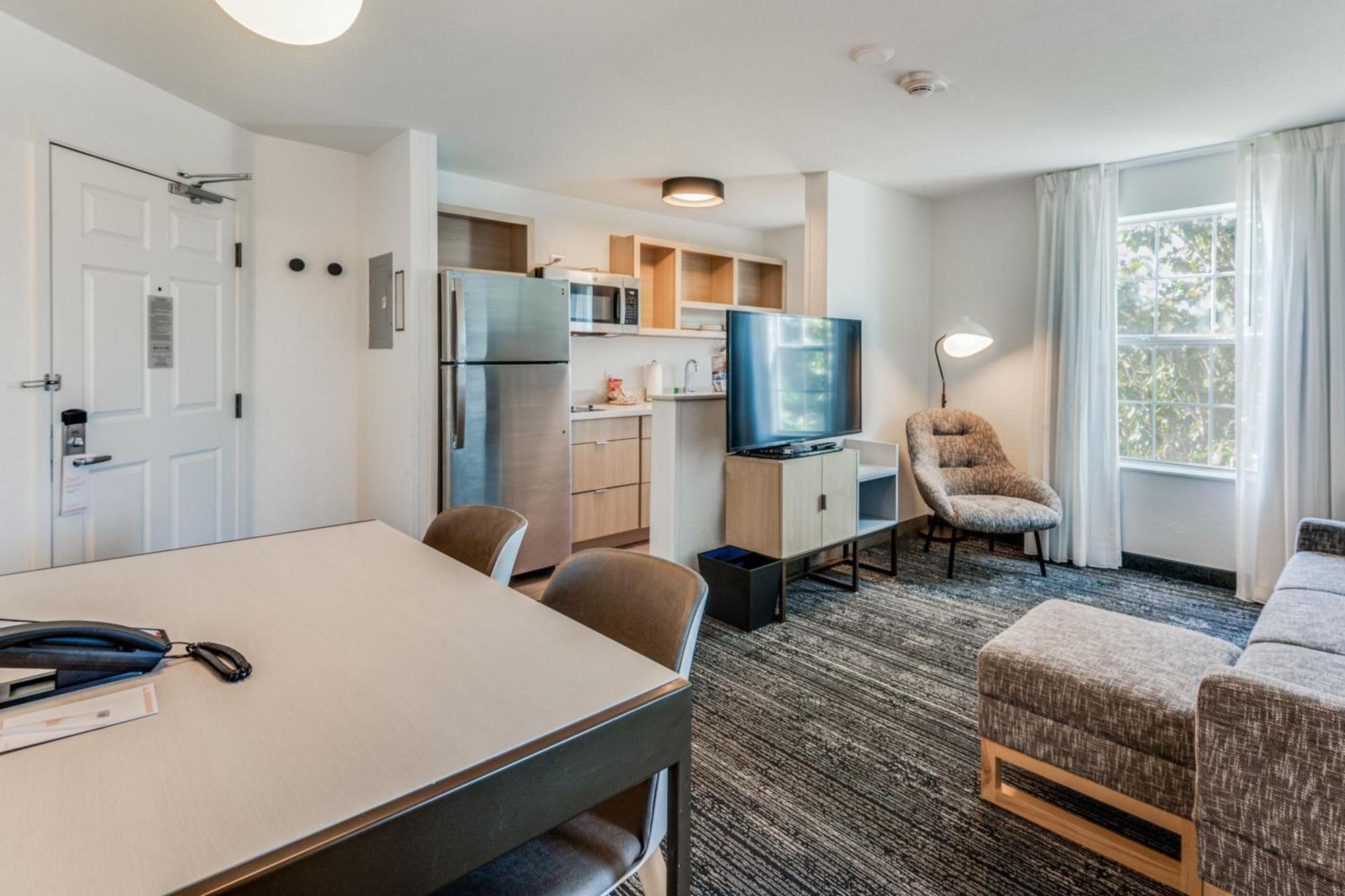 Towneplace Suites Dallas Arlington North Exterior photo