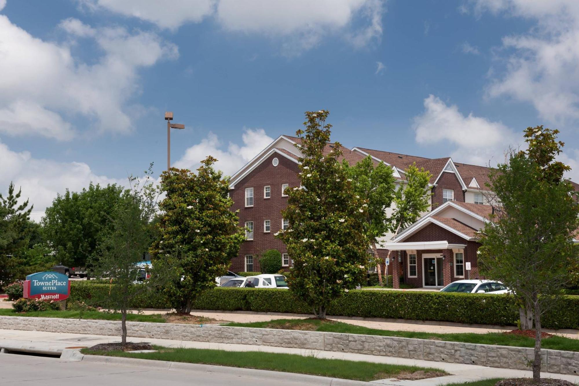 Towneplace Suites Dallas Arlington North Exterior photo