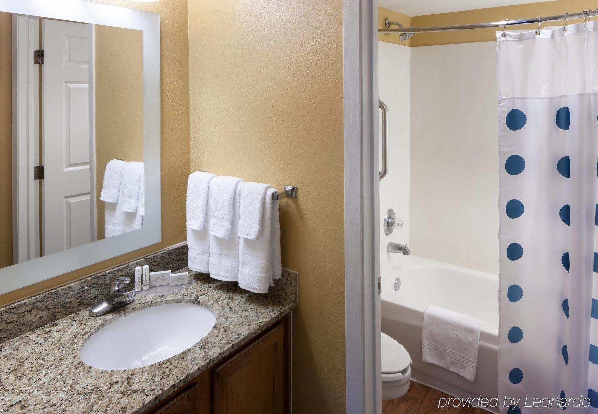 Towneplace Suites Dallas Arlington North Exterior photo